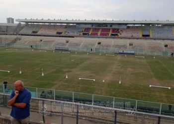 Taranto, manto erboso Iacovone praticamente distrutto: tutto da rifare