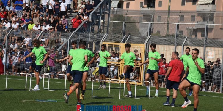 Taranto, la squadra abbraccia i tifosi: la fotogallery