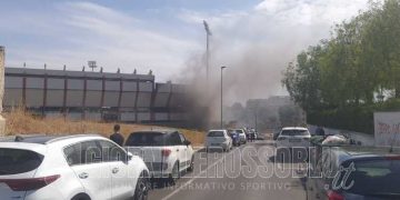 Taranto, Iacovone senza pace: l’incendio riprende vigore