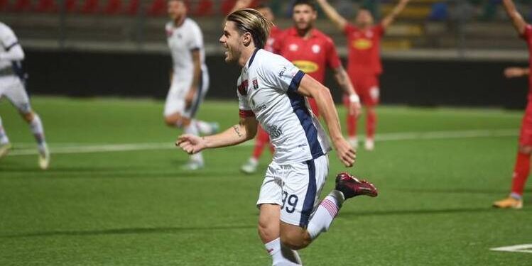 Taranto, Fabbro già protagonista