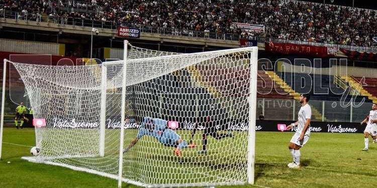 Taranto-Foggia 2-0, la fotogallery