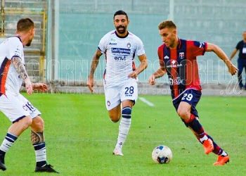 Taranto-Crotone 2-1, la fotogallery
