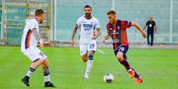 Taranto-Crotone 2-1, la fotogallery