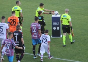 Catania-Taranto 1-0, la moviola: prestazione sufficiente per Scarpa di Collegno