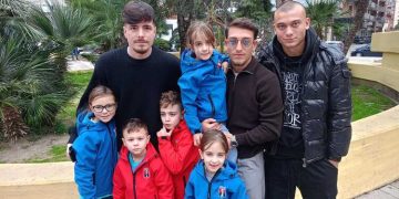 Taranto, il bel gesto di due tesserati rossoblu