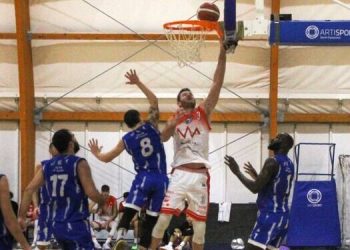 Valentino Basket Castellaneta, non sbaglia e cala la “manita”