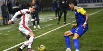 Taranto tenace e pragmatico, oltre le difficoltà: pari a reti inviolate nel derby di Cerignola