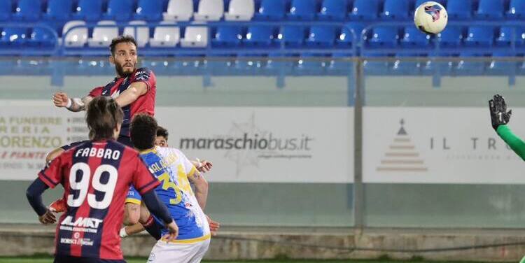 Brindisi-Taranto 0-2, le pagelle: Zonta buca le mani di Antonino, Bifulco gioca di testa
