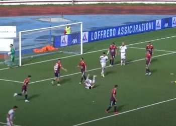 Casertana-Taranto 1-0, la moviola: decisioni con due pesi e due misure