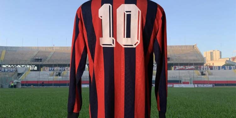 Taranto, la maglia storica: la maglia di Piero Caputo per la stagione 1995/96