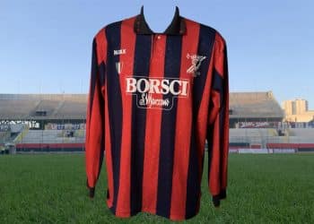 Taranto, la maglia storica: la maglia di Piero Caputo per la stagione 1995/96