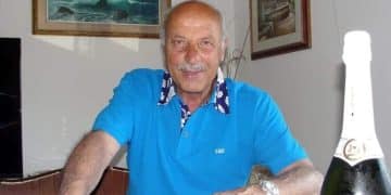 Giuseppe “Pino” Santonico, attaccante rossoblù, inizi anni ’70, non è più tra noi