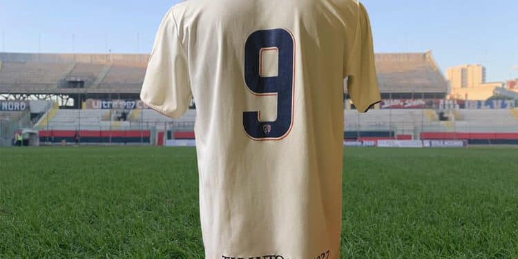 Taranto, la maglia storica: la maglia di Hernan Rodolfo Molinari per la stagione 2012/13