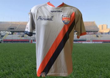 Taranto, la maglia storica: la maglia di Ousmane Sy per la stagione 2010/11