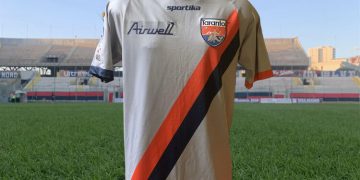 Taranto, la maglia storica: la maglia di Ousmane Sy per la stagione 2010/11