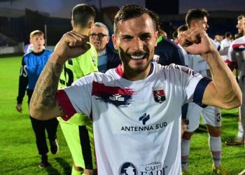 Taranto, Orlando: “Andrà avanti chi ha più fame”