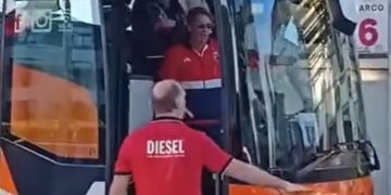 Taranto, offeso pesantemente Ezio Capuano al suo arrivo al Menti