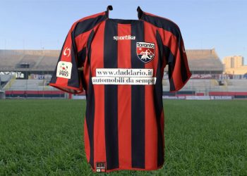 Taranto, la maglia storica: la maglia di Fabio Prosperi per la stagione 2011/12