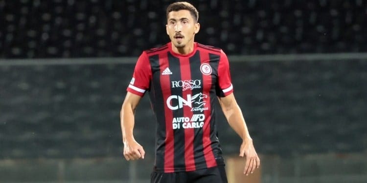 Taranto, mercato: gli occhi di Capuano su Rizzo e Carretta