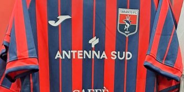Taranto, presentate le maglie per la stagione 2024/25
