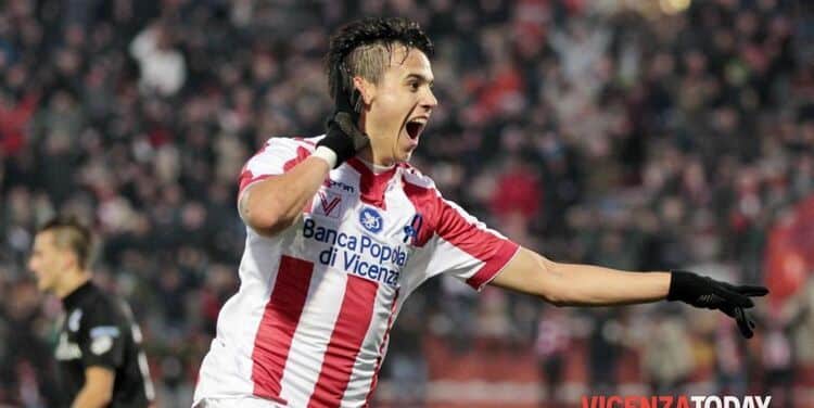 Taranto, ufficiale: firma Varela