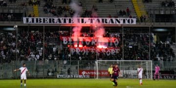 Taranto, tifosi: l’APS Taras 706 aC agirà legalmente