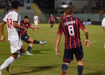 Taranto, Shiba chiede scusa: “Gesto esultanza frainteso”