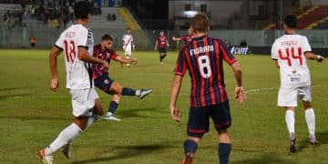 Taranto, Shiba chiede scusa: “Gesto esultanza frainteso”