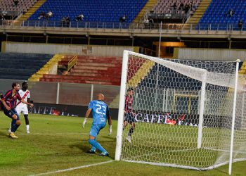 Taranto-Team Altamura 1-2, la cronaca: Shiba illude, poi la notte diventa fonda in casa ionica