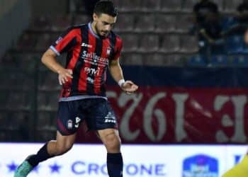 Crotone, Di Pasquale: “Taranto squadra da non sottovalutare”