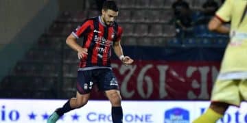 Crotone, Di Pasquale: “Taranto squadra da non sottovalutare”