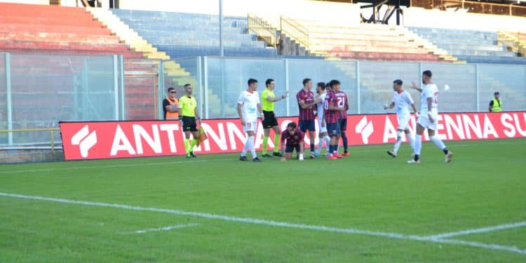Taranto-Turris 0-0, la moviola: giusta decisione sul doppio giallo a Pugliese