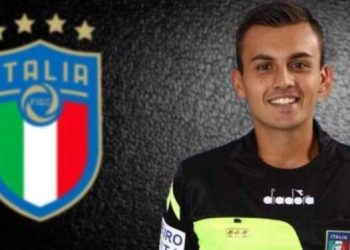 Crotone-Taranto, dirige Manzo di Torre Annunziata: la scheda