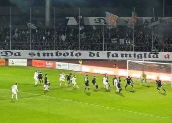 Cavese-Taranto 3-0, la moviola: ammonizione eccessiva per Mastromonaco