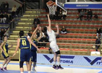 Serie B – Basket fem., la Dinamo cade inaspettatamente in casa con lo Stabia