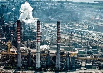 Ex Ilva, l’annuncio a Taranto del ministro Urso: nuova proprietà entro una settimana
