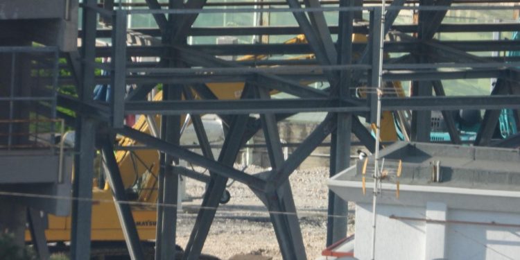 Inizia la demolizione del settore inferiore della tribuna dello Stadio Erasmo Iacovone