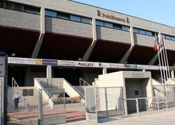 New Taranto Calcio a 5 costretta all’esilio: il PalaMazzola chiude per lavori, squadra cerca casa fuori città