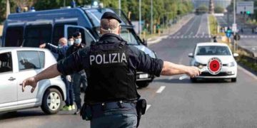 Grottaglie: Scappano con la loro auto ad un controllo di polizia. La Polizia di Stato individua e denuncia il conducente
