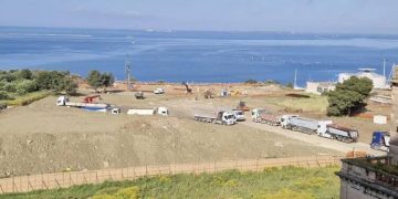 Giochi del Mediterraneo, lo Stadio del Nuoto prende forma: mezzi e operai al lavoro nel cantiere