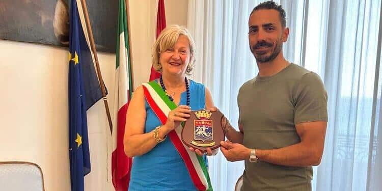 Da Taranto a Sparta in bicicletta: il Comune sostiene l’impresa simbolica di Adriano Tegas