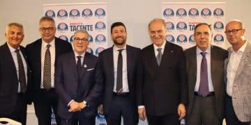L’on. Cesa a Taranto: bagno di folla per “Evviva Taranto – UDC”