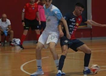 New Taranto terza in classifica: pareggio amaro contro la Lazio C5, ora testa ai playoff