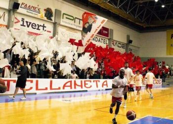 Impresa Castellaneta: la Valentino Basket è promossa in Serie B2