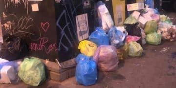 Distributori automatici H24 nel mirino dell’inciviltà: “Non siamo isole ecologiche”