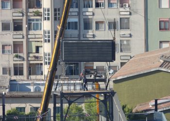 Addio al Vecchio Tabellone: Smontato lo Storico Display dello Stadio Iacovone
