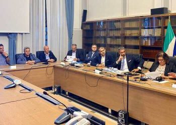Crisi idrica, svolta dalla Basilicata: «Cederemo parte della nostra acqua alla Puglia»