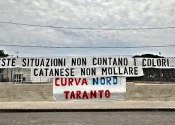Incidente per i tifosi del Catania: solidarietà dalla Curva Nord Taranto
