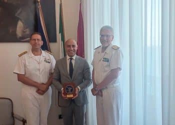 Arsenale e città, sinergia per il futuro: incontro tra il sindaco Bitetti e i vertici militari