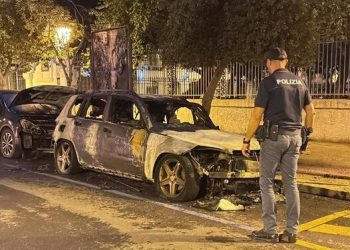 Maiorano (FdI): “Incendi dolosi a Taranto, serve subito potenziamento delle forze dell’ordine”